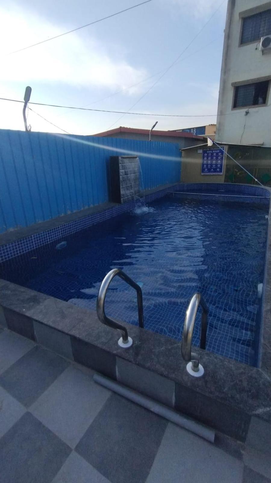 لونافالا Blue Bell Homestay المظهر الخارجي الصورة