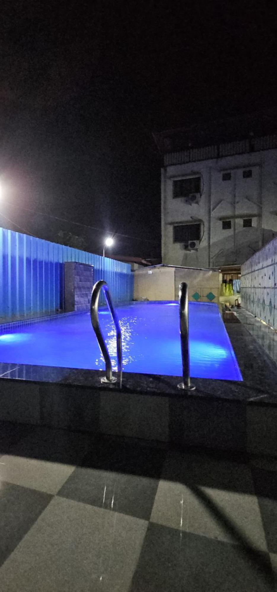 لونافالا Blue Bell Homestay المظهر الخارجي الصورة