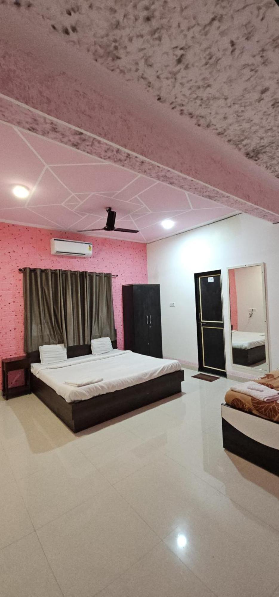 لونافالا Blue Bell Homestay المظهر الخارجي الصورة